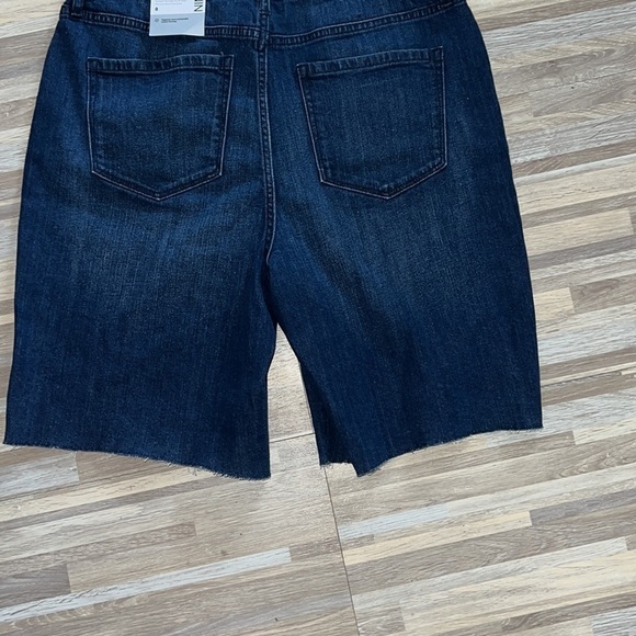 Nine West high rise denim Bermuda shorts! - Picture 3 of 6